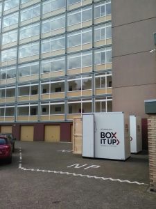 opslagbox voor de deur